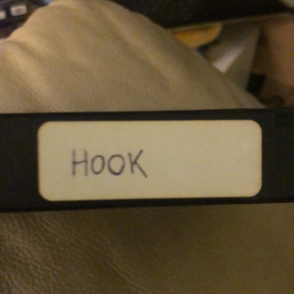 Hook - 1992 - VHS - Good Condition - Picture 6 of 6